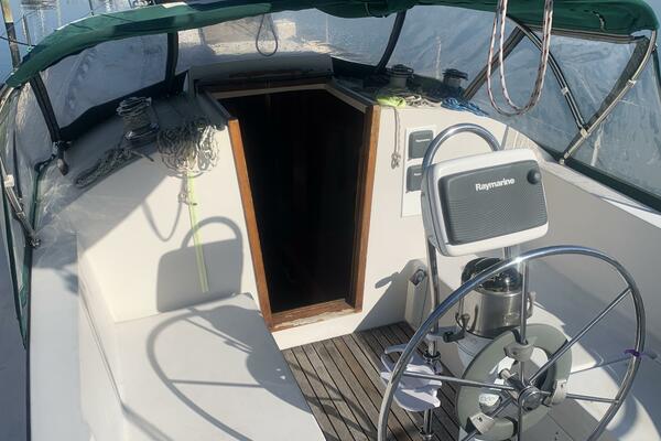 Tiki 30ft Nonsuch Yacht For Sale