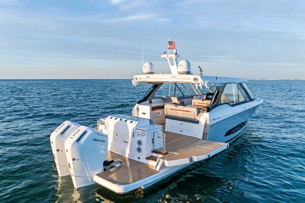 43ft Regal Yacht For Sale