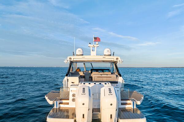 43ft Regal Yacht For Sale