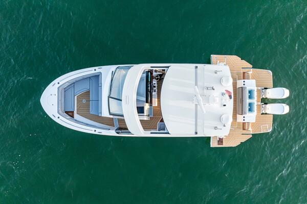 43ft Regal Yacht For Sale