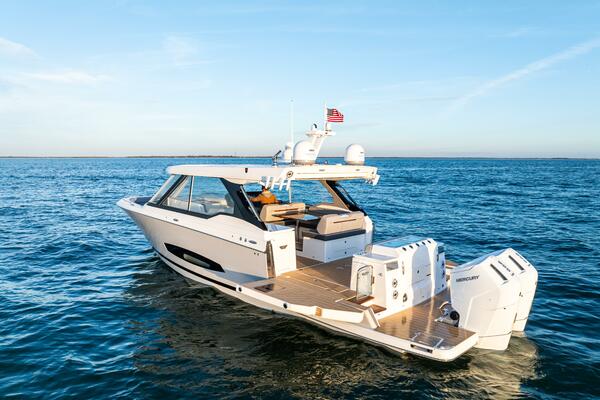 43ft Regal Yacht For Sale