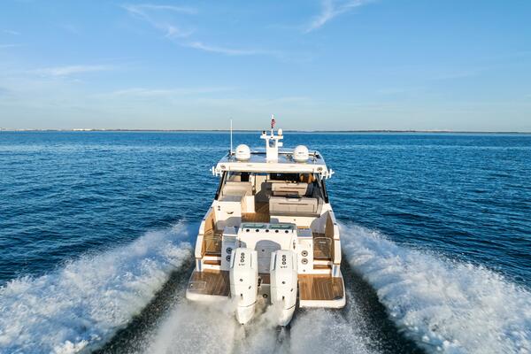 43ft Regal Yacht For Sale