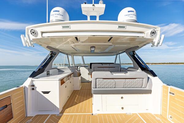 43ft Regal Yacht For Sale