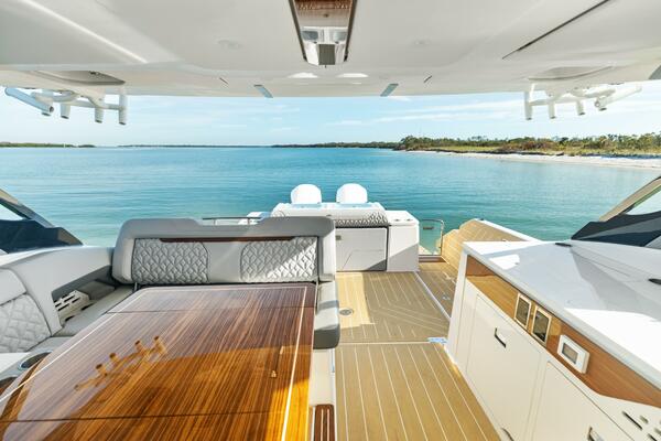 43ft Regal Yacht For Sale