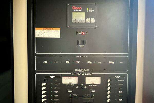 Albemarle 41 Express Yacht For Sale