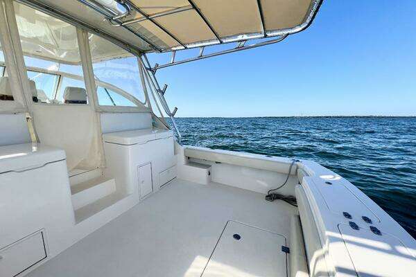 Albemarle 41 Express Yacht For Sale