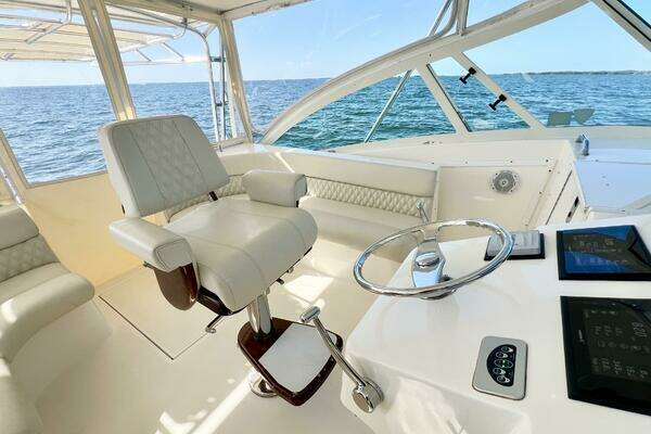 Albemarle 41 Express Yacht For Sale