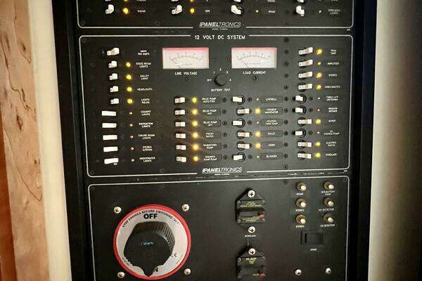 Albemarle 41 Express Yacht For Sale