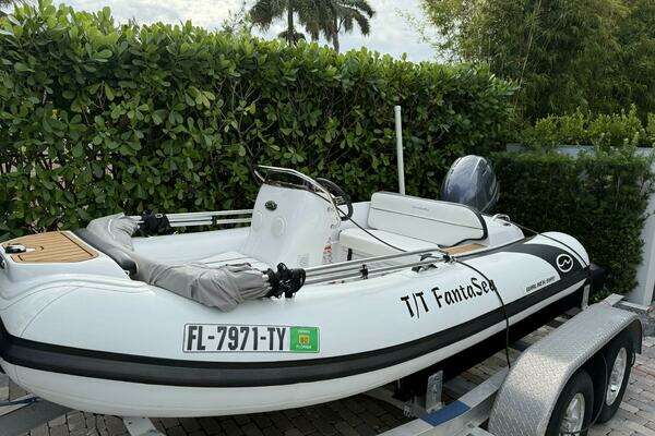 11-ft-Walker Bay-2024-Generation 360 DLX- Fort Lauderdale Florida United States  yacht for sale