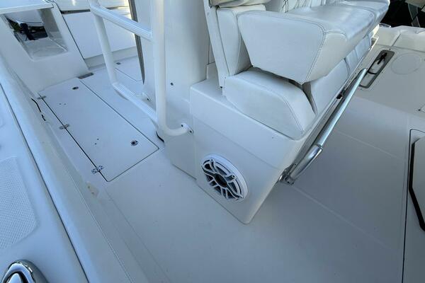 37ft Edgewater Yacht For Sale