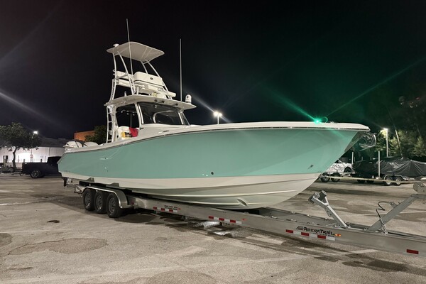 37ft Edgewater Yacht For Sale