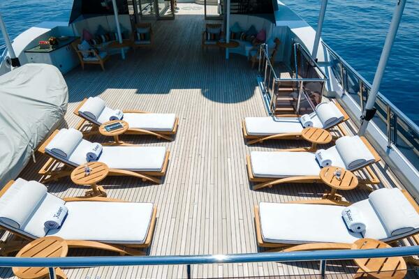 Sun Deck Lounge Area