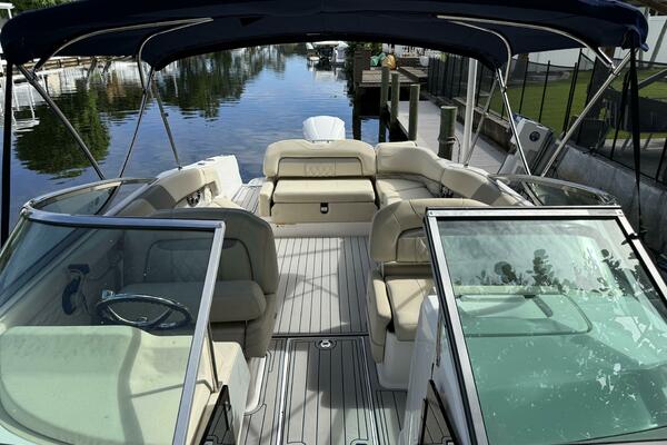 27ft Regal Yacht For Sale