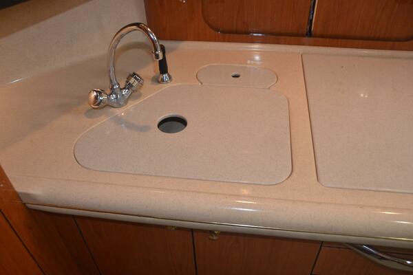 Sea Ray 46 4 RICH-SHER OR POORER - Galley