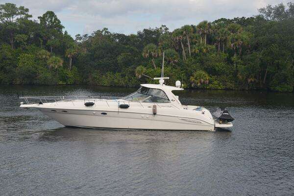 Sea Ray 460 Sundancer Yacht For Sale