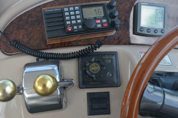 Sea Ray 46 4 RICH-SHER OR POORER - Cockpit - Helm