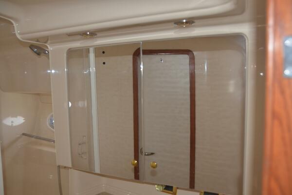 Sea Ray 46 4 RICH-SHER OR POORER - Master Ensuite Head