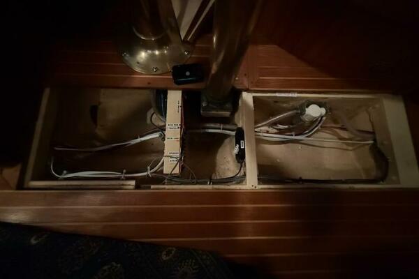 Fleur De Lys 43ft Hans Christian Yacht For Sale