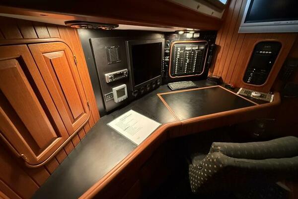 Fleur De Lys 43ft Hans Christian Yacht For Sale