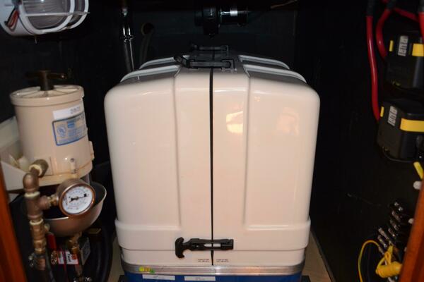 Fleur De Lys 43ft Hans Christian Yacht For Sale