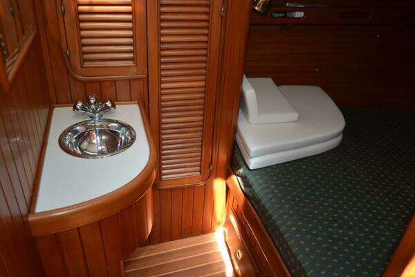 Hans Christian 43 Christina Yacht For Sale