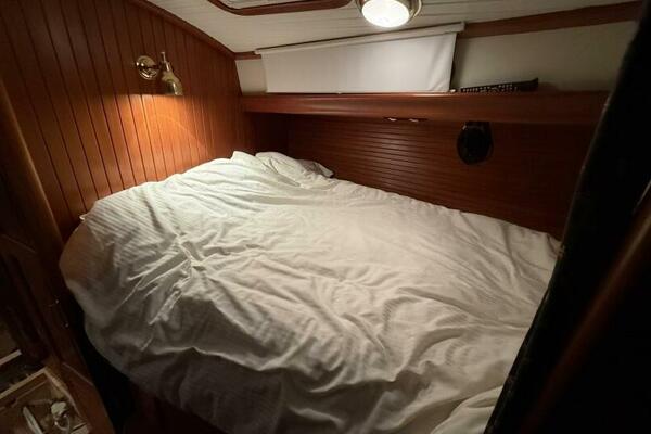 Fleur De Lys 43ft Hans Christian Yacht For Sale