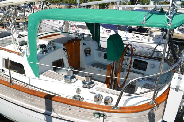 Fleur De Lys 43ft Hans Christian Yacht For Sale
