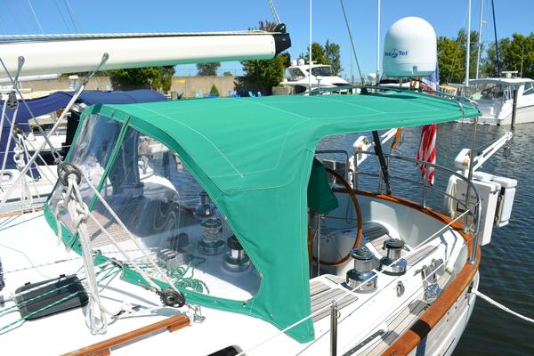 Fleur De Lys 43ft Hans Christian Yacht For Sale