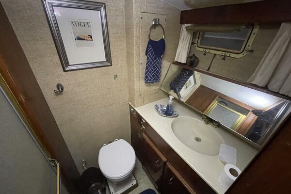 40ft Egg Harbor Yacht For Sale