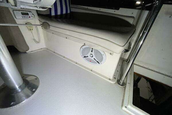 Photo of the 1986 Egg Harbor 40 Motor Yacht