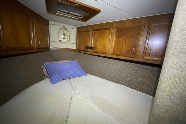 40ft Egg Harbor Yacht For Sale