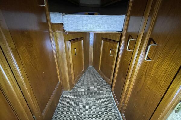 40ft Egg Harbor Yacht For Sale