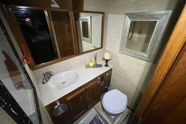 40ft Egg Harbor Yacht For Sale