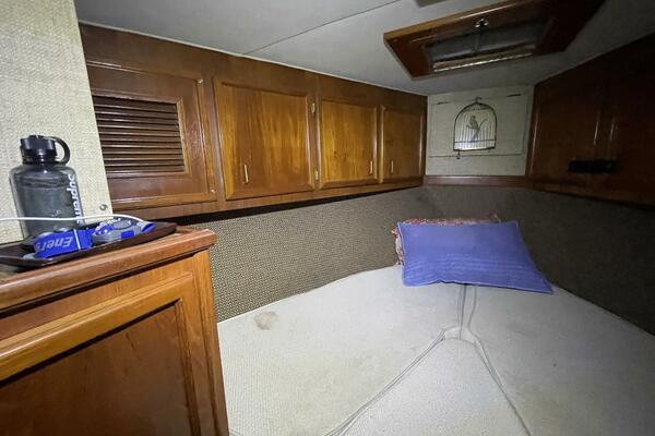 40ft Egg Harbor Yacht For Sale