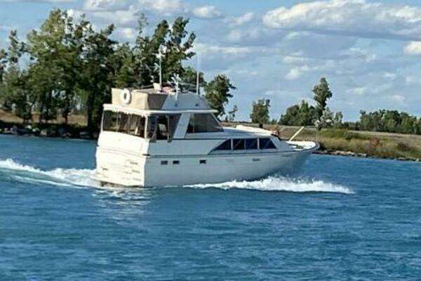 Photo of the 1986 Egg Harbor 40 Motor Yacht