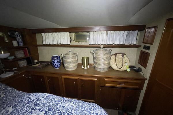 40ft Egg Harbor Yacht For Sale