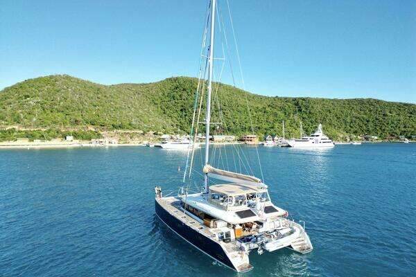 Lagoon 620 Yacht For Sale