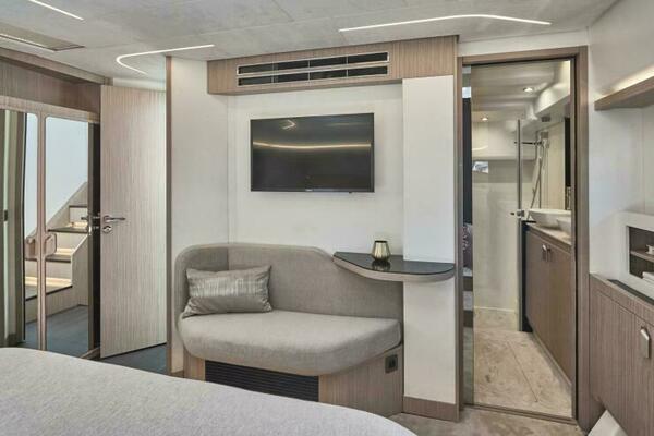 2026 49 Prestige F4 Flybridge - Master Stateroom Sistership