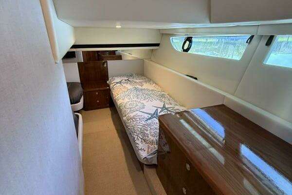 Riviera 395 SUV Yacht For Sale