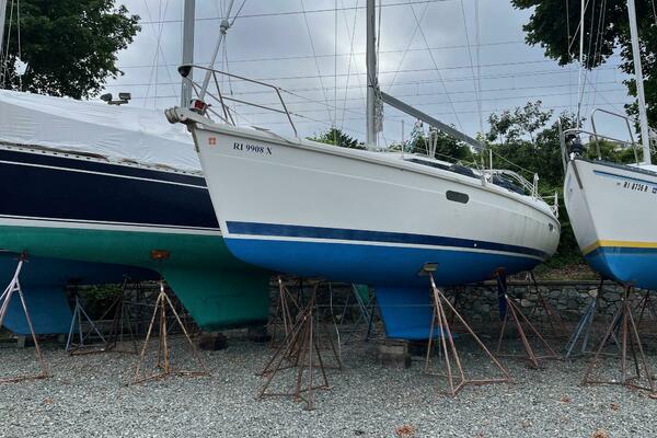 Paper Chase 34ft Hunter Yacht For Sale
