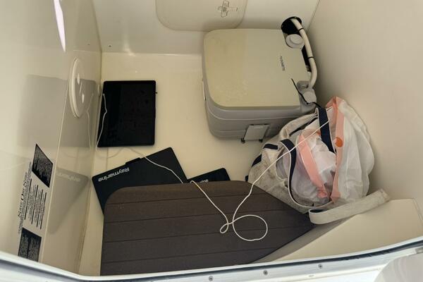 27ft Boston Whaler Yacht For Sale