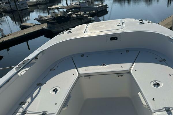 27ft Boston Whaler Yacht For Sale