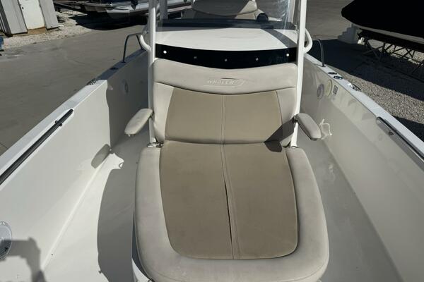 27ft Boston Whaler Yacht For Sale