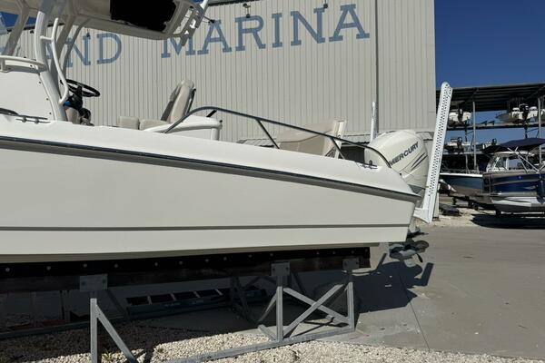 27ft Boston Whaler Yacht For Sale