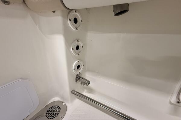 28ft NauticStar Yacht For Sale