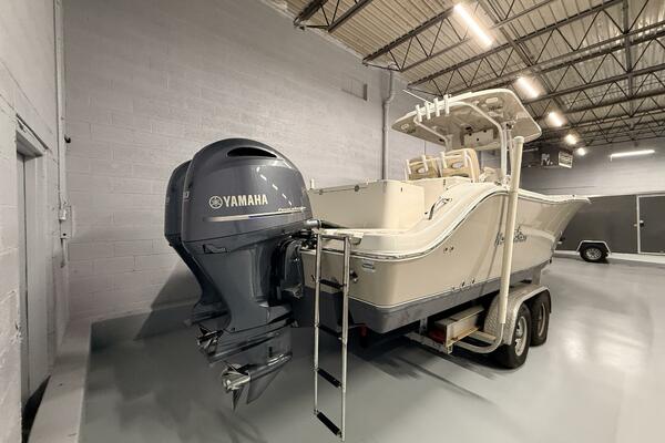 28ft NauticStar Yacht For Sale