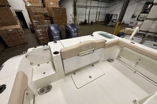 28ft NauticStar Yacht For Sale