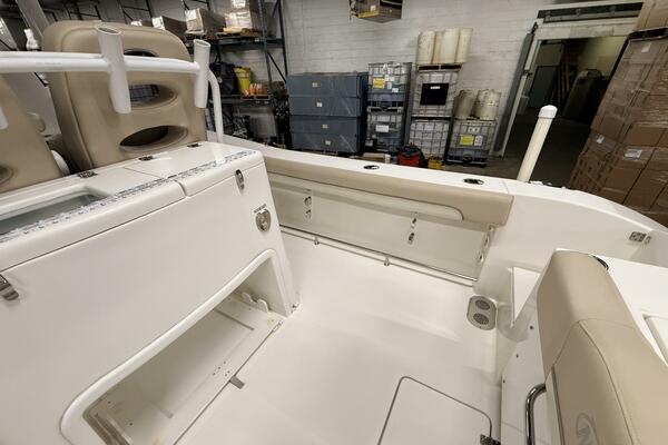 28ft NauticStar Yacht For Sale