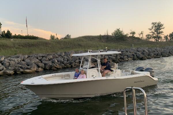 28ft NauticStar Yacht For Sale