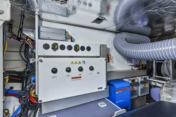 2026 Prestige F5.7 Flybridge - Engine Room 